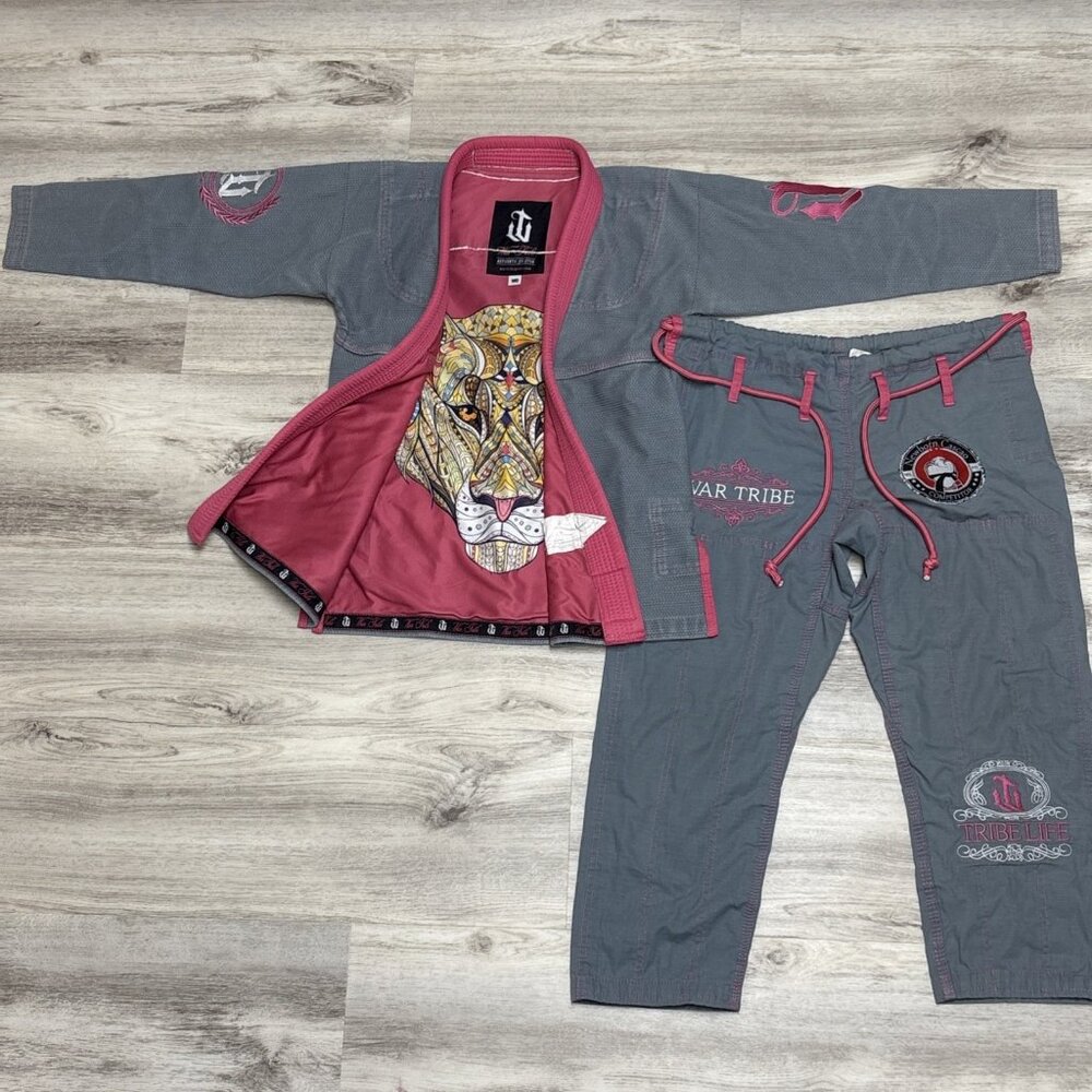 War Tribe Lion Heart Jiu Jitsu Gi Womens W0 Gray Pink Uniform BJJ Martial Arts